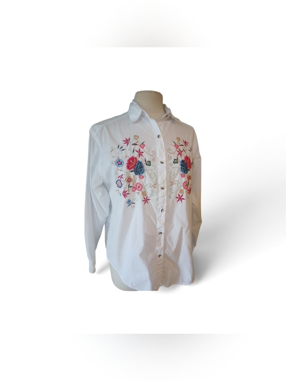 Casey & Max Embroidered Long Sleeve Button Down